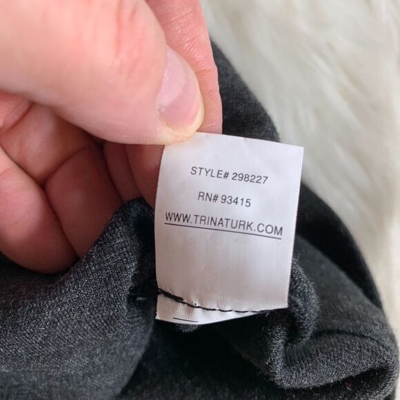 Trina Turk Grey Side Pocket Pleat Front Skirt Sz 2 - Picture 5 of 5